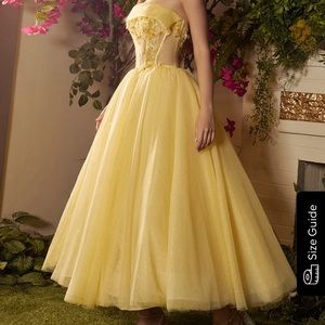 Andrea and Leo style dress, yellow, size 10